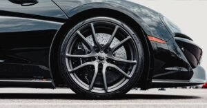 3 tecnologias que mais irritam do que ajudam quem tem carro