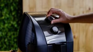 Air fryer precisa pré-aquecer? Saiba quando isso realmente faz diferença