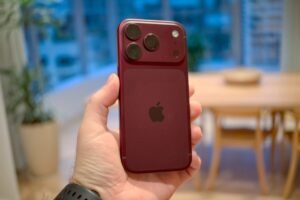 Bug no Face ID trava e reinicia o novo e poderoso iPhone 18 Pro