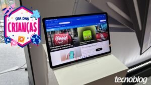 Galaxy Tab S10 FE Plus cai 46% para presente de Dia das Crianças