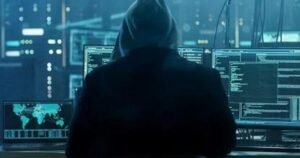 Hacker suspeito de fazer parte do ShinyHunters volta a ser preso após mega-ataque ao FBI
