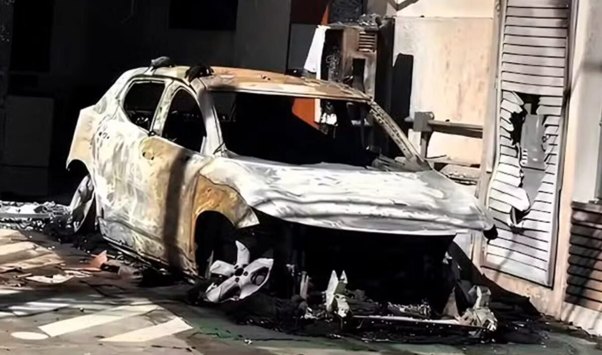 Recall de Volvo EX30 por falha grave na bateria trava no Brasil e vira pesadelo logístico