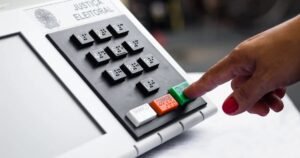 30 anos das urnas eletrônicas no Brasil: as mudanças na tecnologia do voto