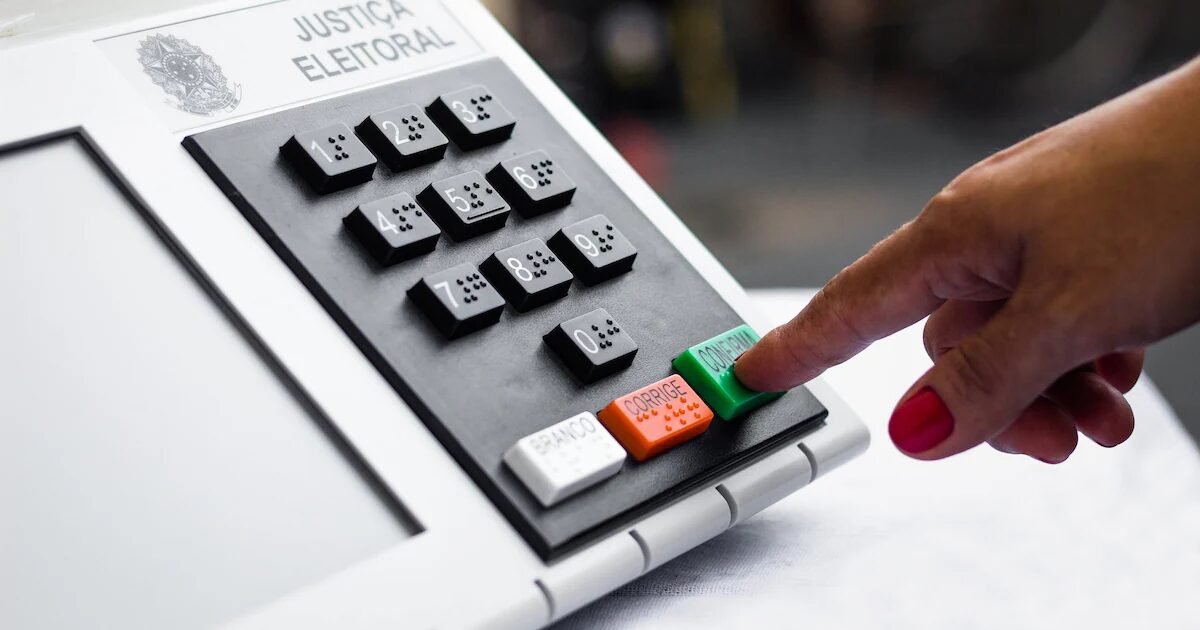 30 anos das urnas eletrônicas no Brasil: as mudanças na tecnologia do voto
