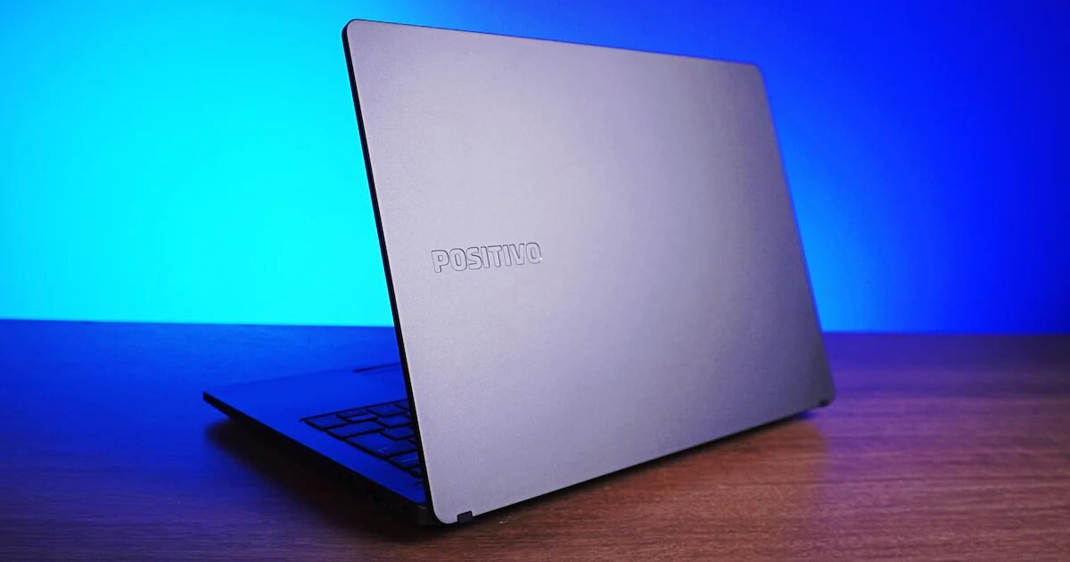 AnáliseNotebook Positivo Master tem ótima bateria, mas esquenta tanto que preocupa