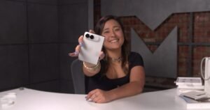 Análise‘Parece empolgante’; confira o unboxing e primeiras impressões do iPhone Duo