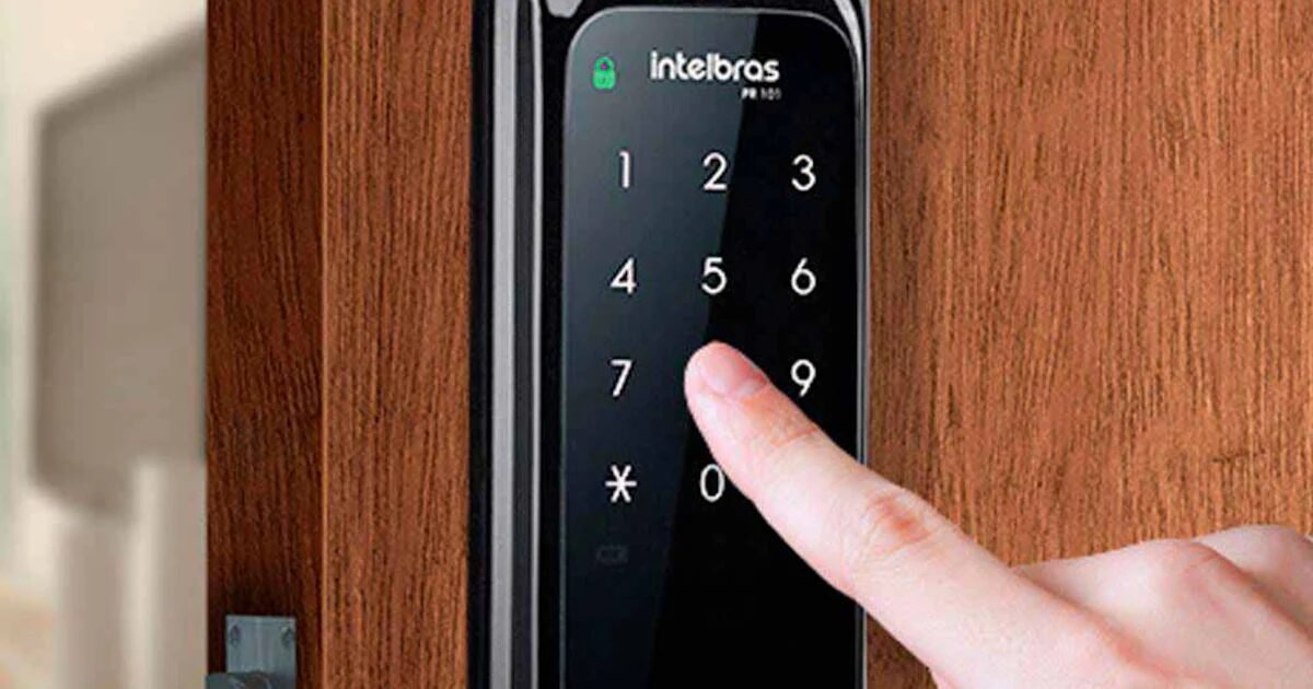 Câmera de segurança, fechadura inteligente e outros produtos oficiais da Intelbras em promoção