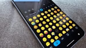 Fim de uma era: Google libera emojis 3D para mais celulares