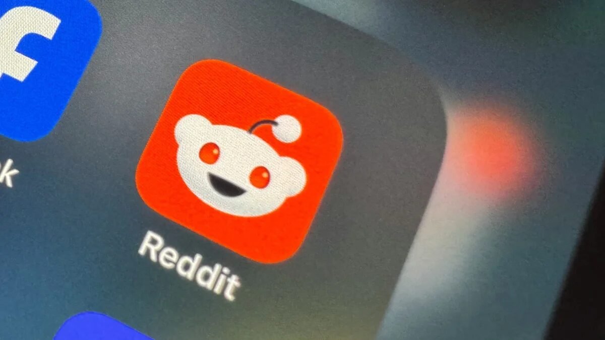 Fim do acesso livre? Reddit vai exigir login até de quem só quer ler