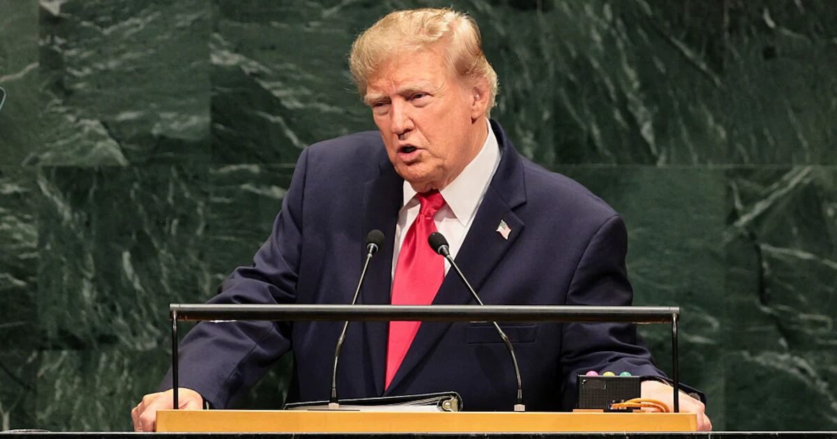 IA de novo site do governo dos EUA contradiz alegações de Trump