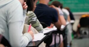 IA Luzia ganha função grátis que ajuda estudantes na preparação para o ENEM