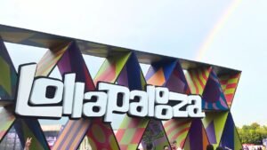 Lollapalooza 2027 anuncia Travis Scott, Charli XCX e The Killers; veja line-up