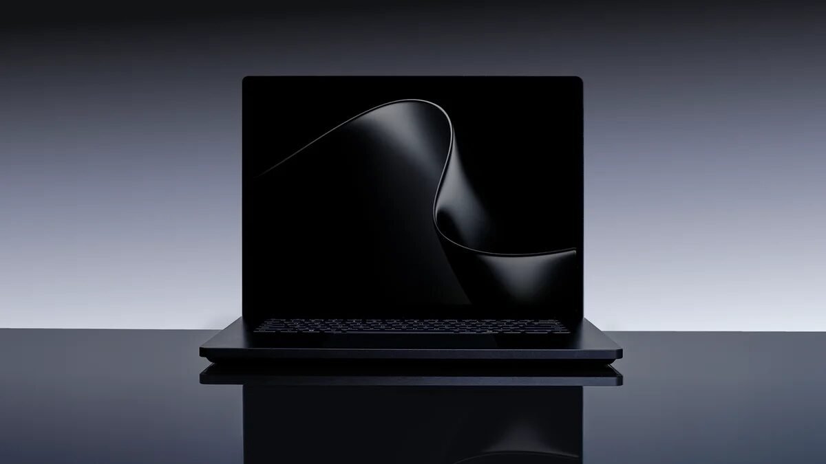Microsoft larga na frente e anuncia notebook monstruoso equipado com RTX Spark