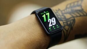 Novo baratinho da Samsung aparece: Galaxy Fit 4 vaza em 3 cores