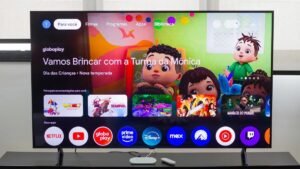 Pessoas comuns usam IA para reprogramar Smart TVs e remover apps inúteis