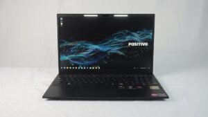 Positivo atualiza linha de notebooks Vision com foco em durabilidade e upgrades