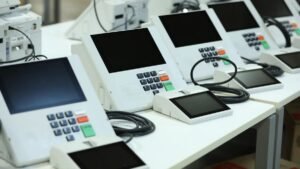 Positivo fabrica urnas eletrônicas? Entenda o papel da empresa