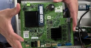 Roda Tibia?! Urna Eletrônica das Eleições utiliza 4 GB de RAM e memória SSD