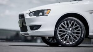 Sedan esquecido entre usados é opção tão boa quanto Corolla, mas "no precinho"