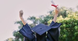 Seu diploma ainda vale o mesmo daqui a 5 anos?
